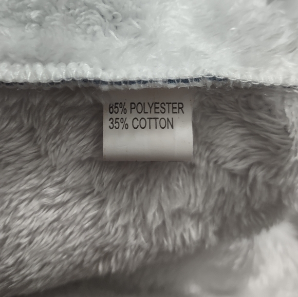 Fuzzy sweatshirt - Picture 4 of 4